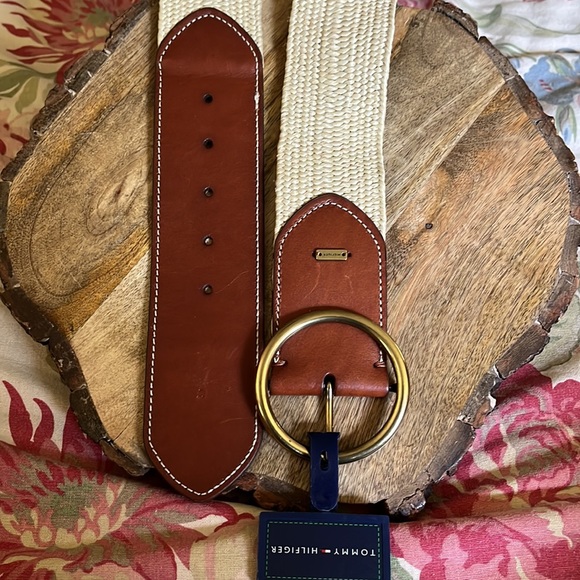 TOMMY HILFIGER  Size Medium Brown Leather & Natural Elastic Brass HW $88
NEW - Picture 3 of 13
